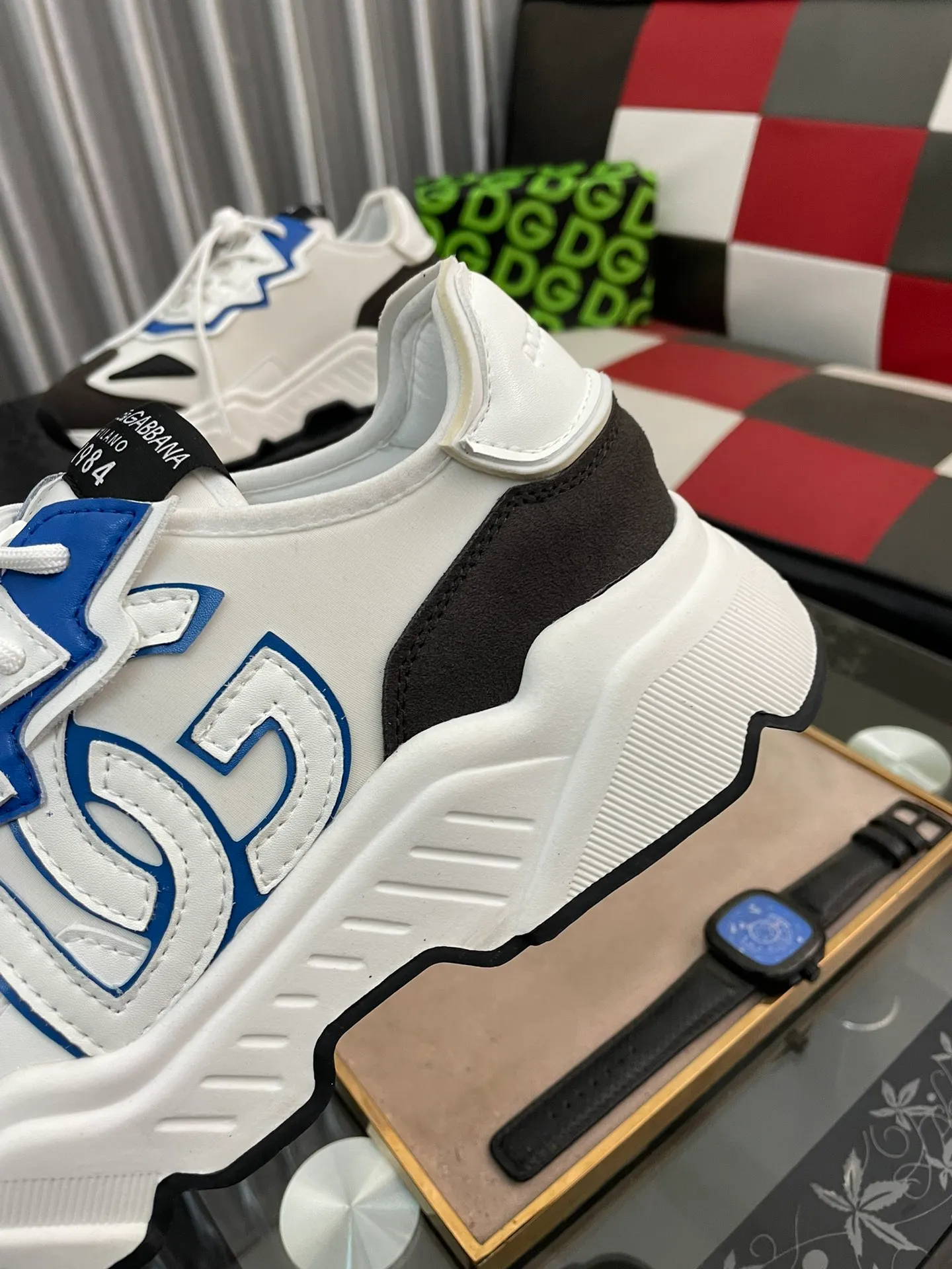 Ex-factory price 480⌚️⌚️[DG] Men's casual shoes, high-end quality, synchronized with counters, the version is compared with the original version, the upper is imported cowhide and the outsole is glued, the lining is full cowhide, exquisite and luxurious, size: 35–453⃣️colors available